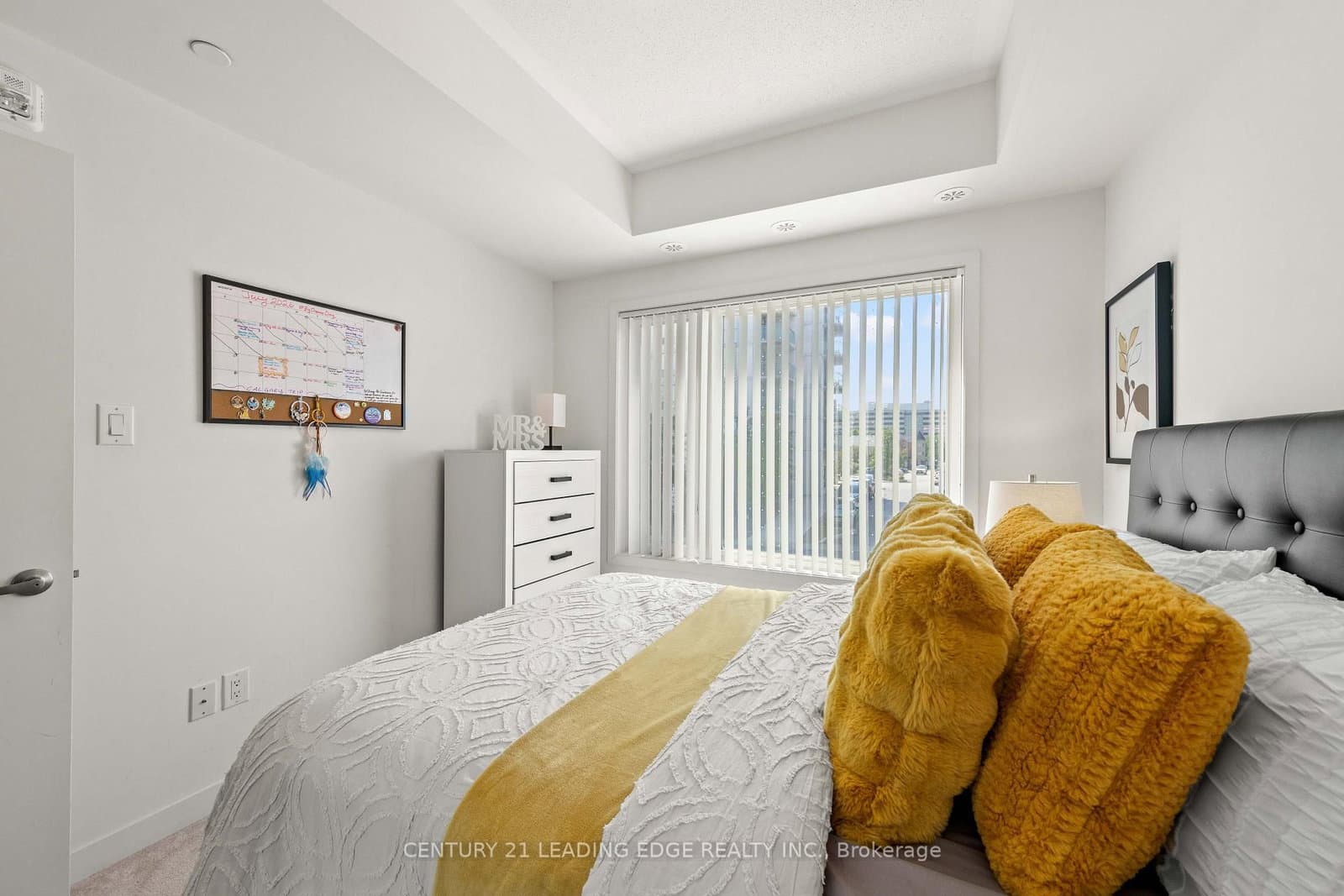 20 Orchid Place Drive, Unit 207 thumbnail 9