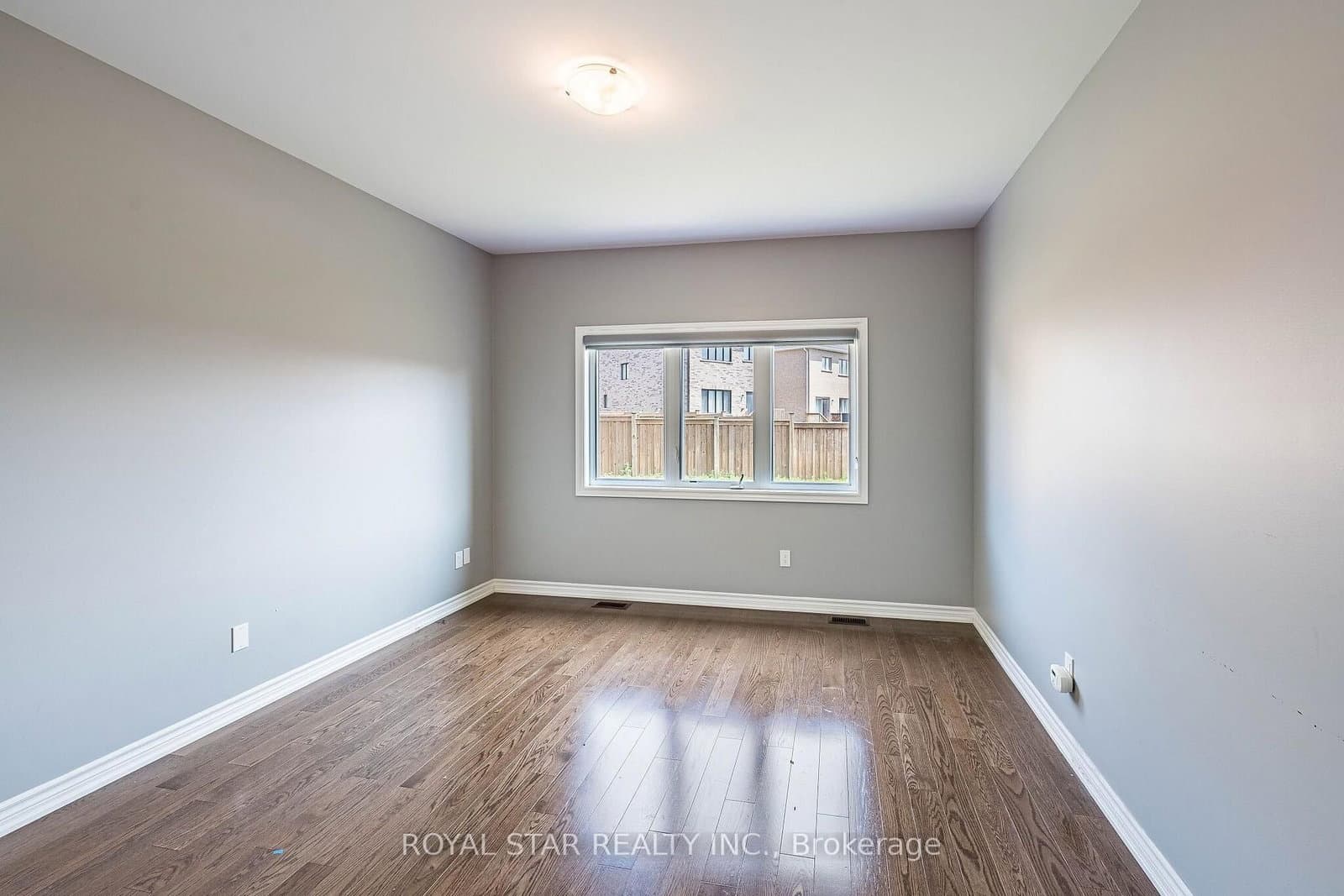 249 Fleetwood Drive thumbnail 27