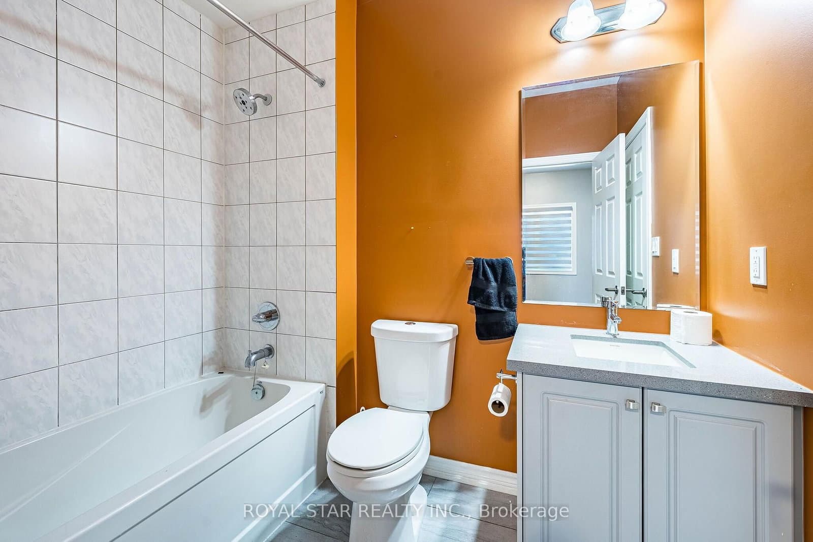249 Fleetwood Drive thumbnail 38