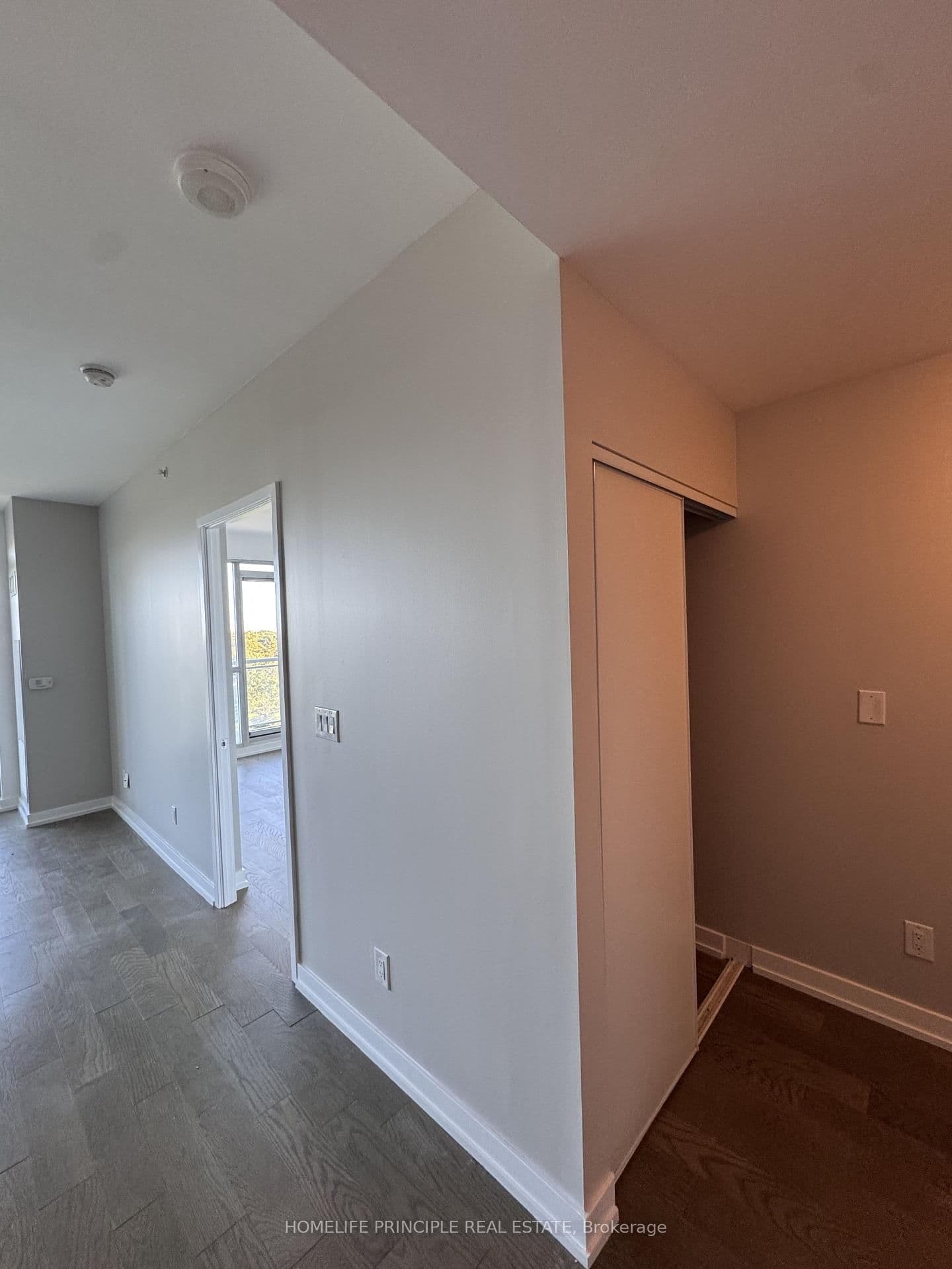 1350 Kingston Road, Unit 607 thumbnail 3