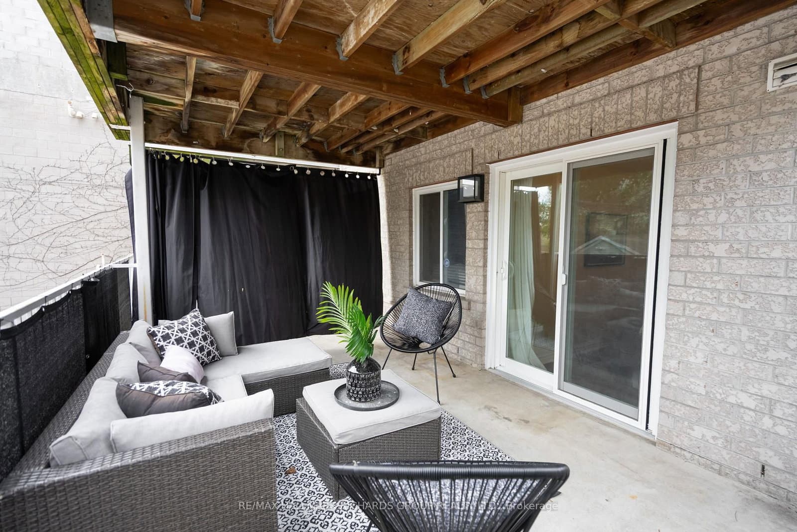 325 Kingston Road, Unit 101 thumbnail 20