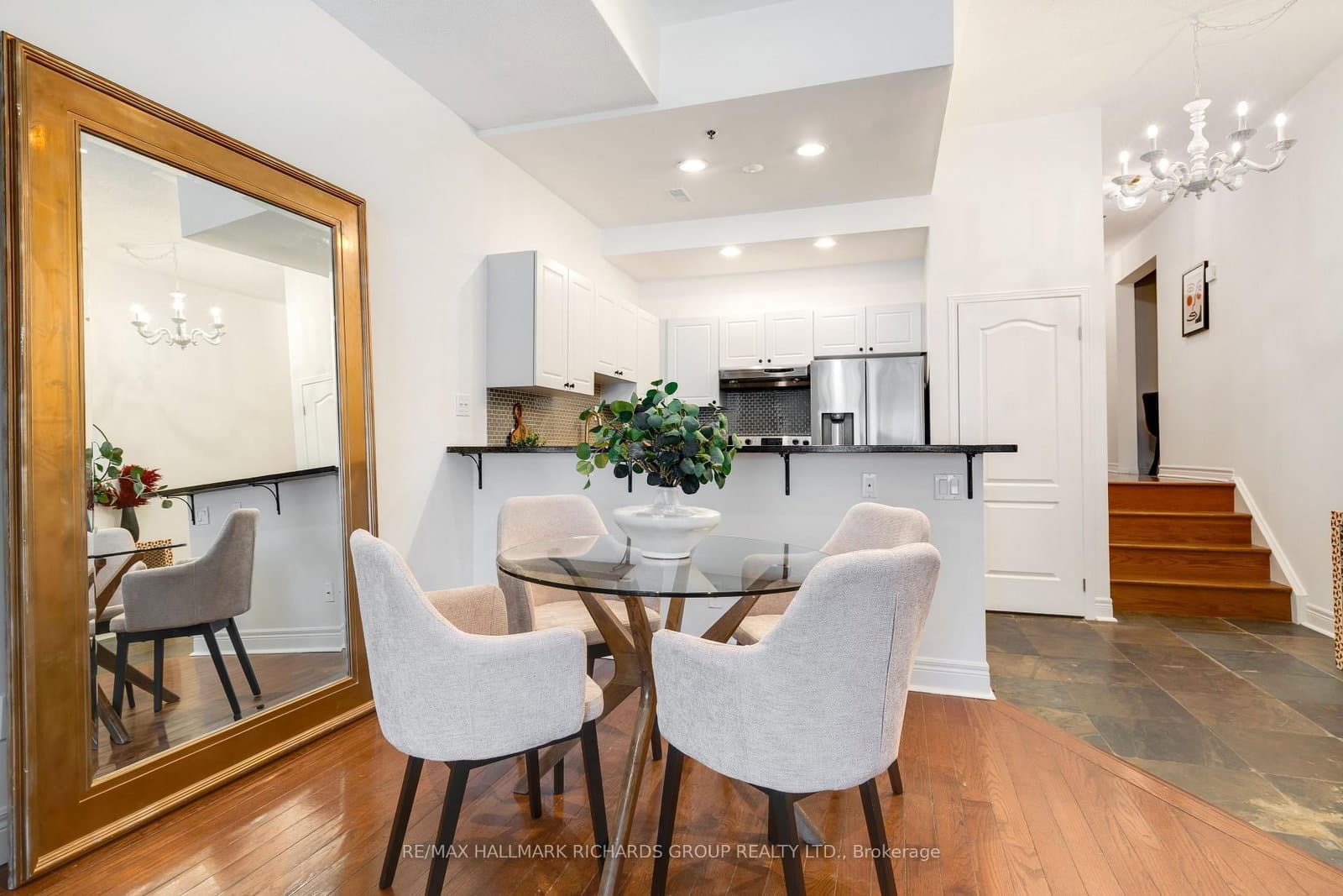 325 Kingston Road, Unit 101 thumbnail 8