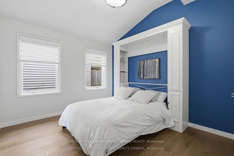 32 Eaton Avenue, Unit 2 thumbnail 4