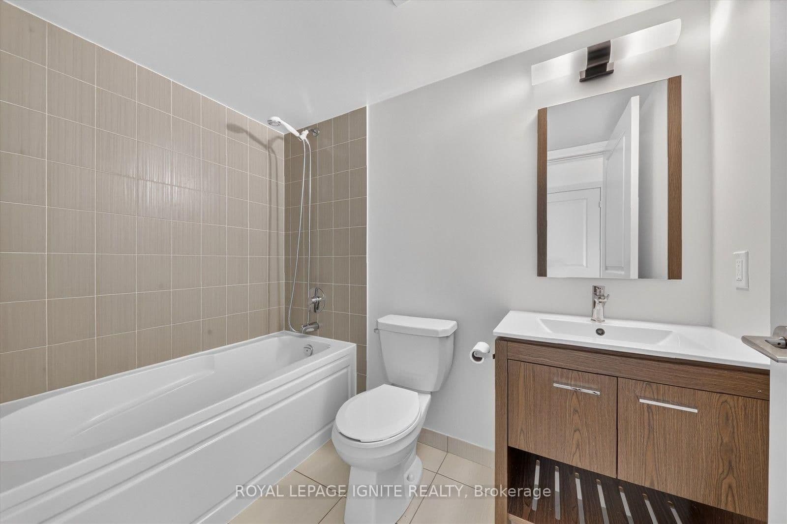 30 Meadowglen Place, Unit 1110 thumbnail 11
