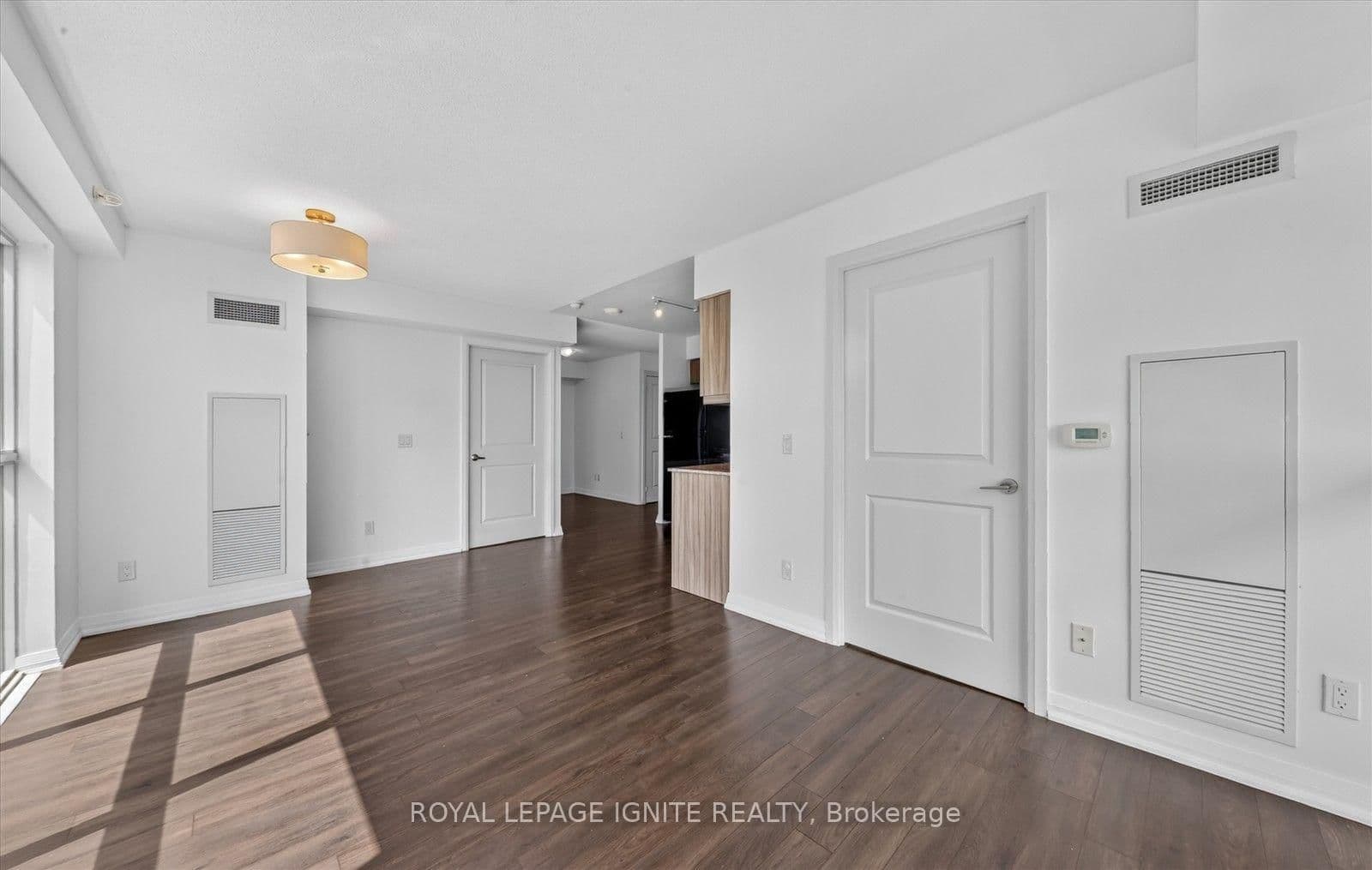 30 Meadowglen Place, Unit 1110 thumbnail 20