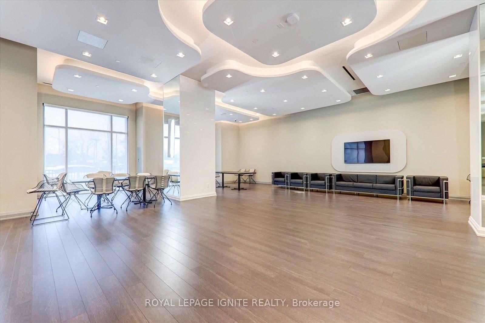 30 Meadowglen Place, Unit 1110 thumbnail 35