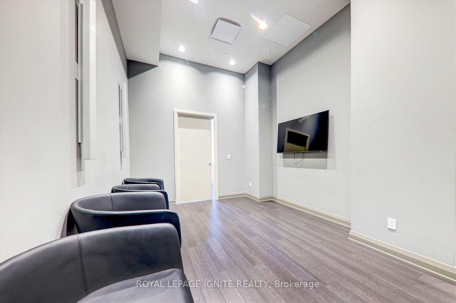 30 Meadowglen Place, Unit 1110 thumbnail 37
