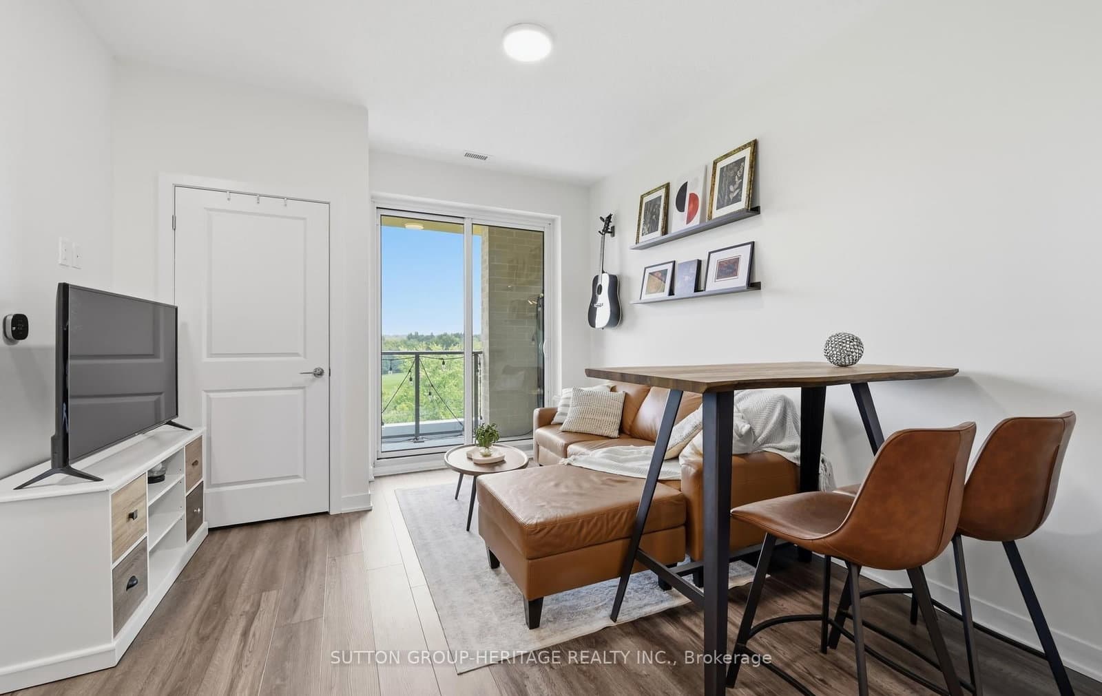 385 Artic Red Drive, Unit 402 thumbnail 14