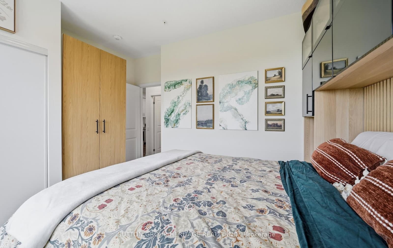 385 Artic Red Drive, Unit 402 thumbnail 19