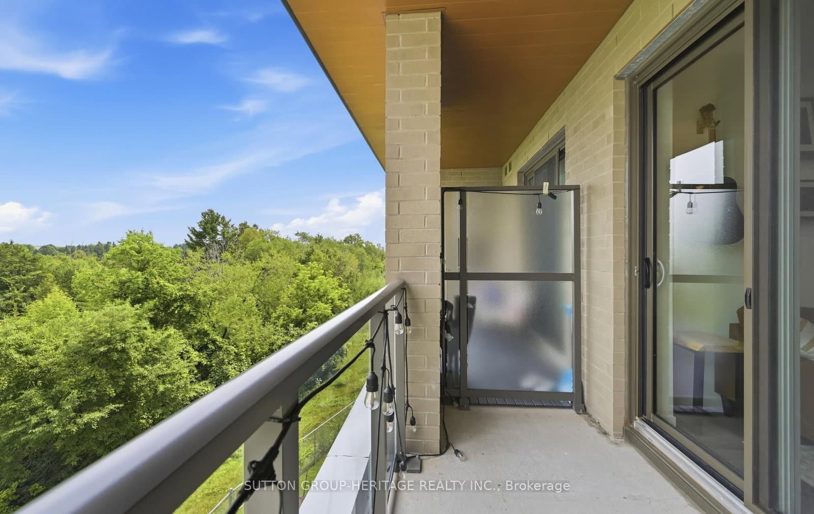 385 Artic Red Drive, Unit 402 thumbnail 23