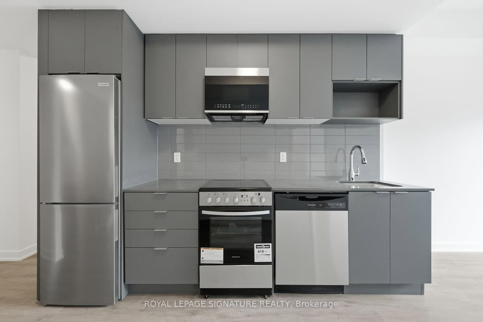 4569 Kingston Road, Unit 306 thumbnail 3
