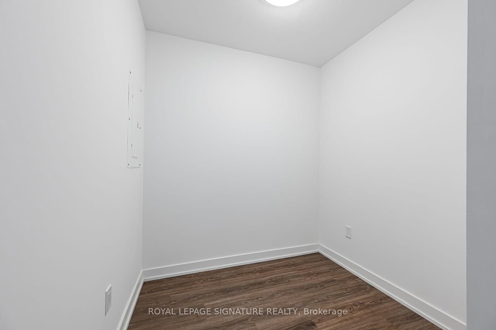 4569 Kingston Road, Unit 405 thumbnail 10