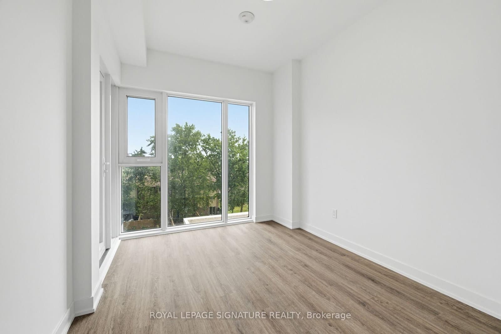 4569 Kingston Road, Unit 405 thumbnail 14