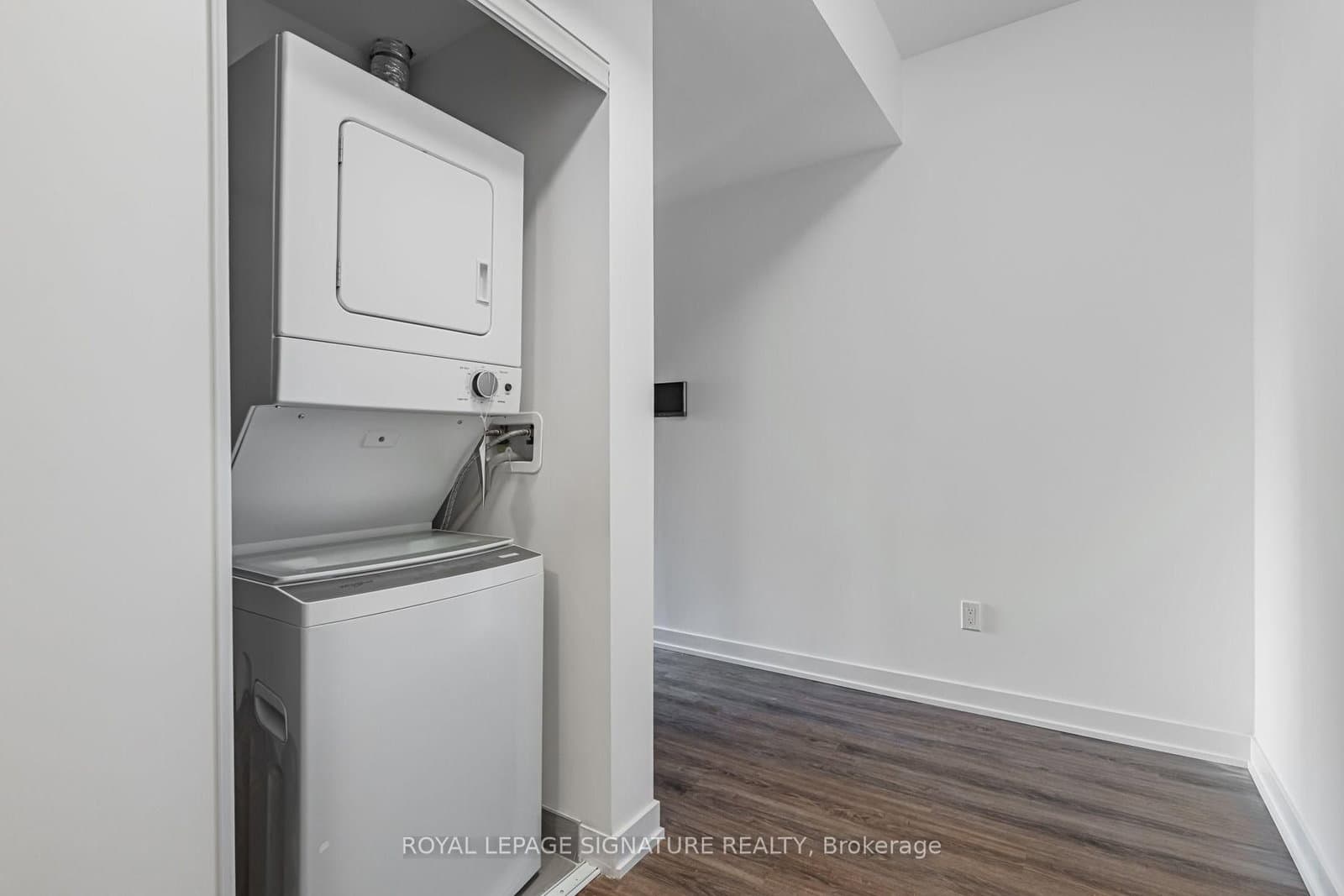 4569 Kingston Road, Unit 405 thumbnail 21