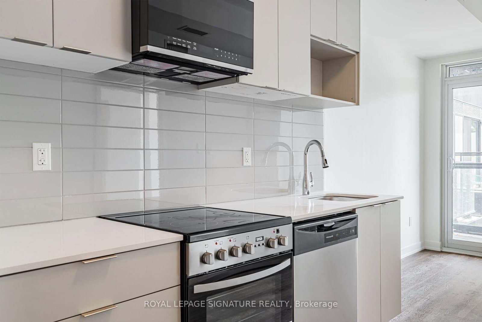 4569 Kingston Road, Unit 405 thumbnail 4