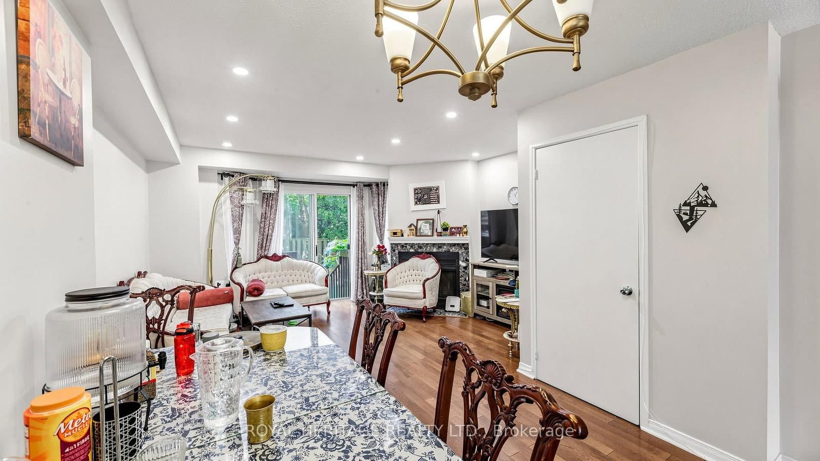 2472 Eglinton Avenue E, Unit Th 19 thumbnail 10