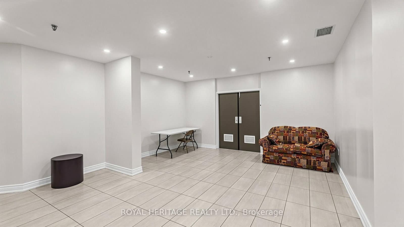 2472 Eglinton Avenue E, Unit Th 19 thumbnail 40