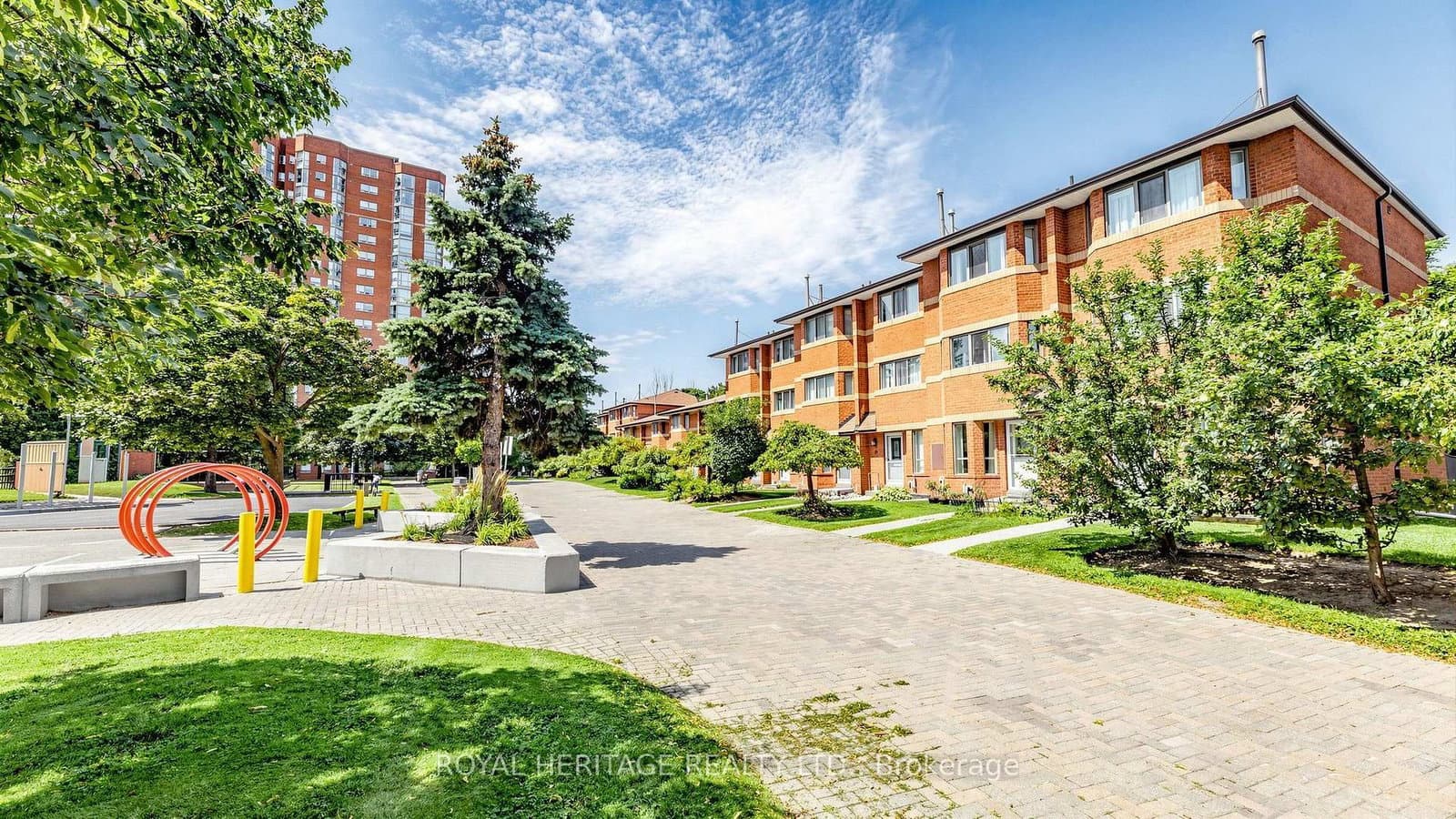 2472 Eglinton Avenue E, Unit Th 19 thumbnail 46