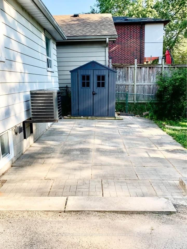 74 Vanbrugh Avenue thumbnail 20