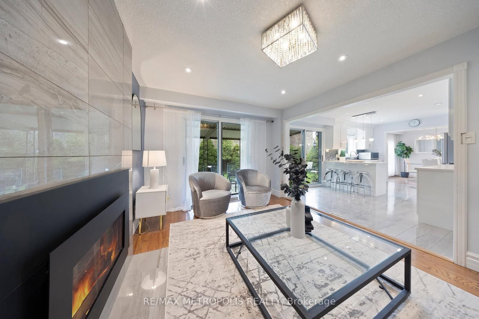 754 Eyer Drive, Unit Upper thumbnail 23
