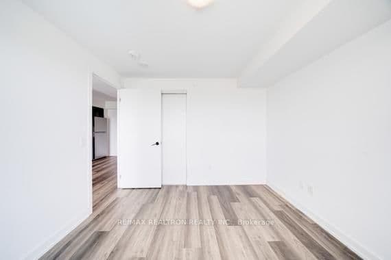1480 Bayly Street, Unit 901 thumbnail 23