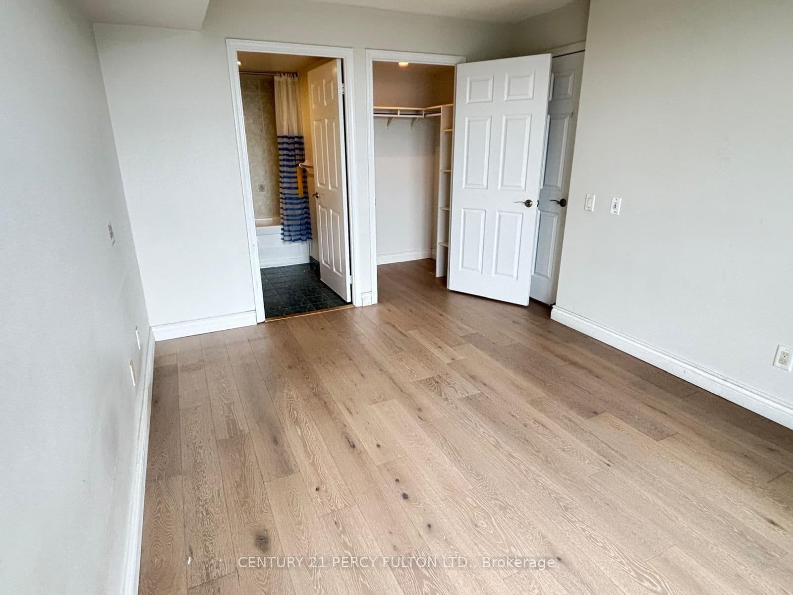 8 Mondeo Drive, Unit 1101 thumbnail 11