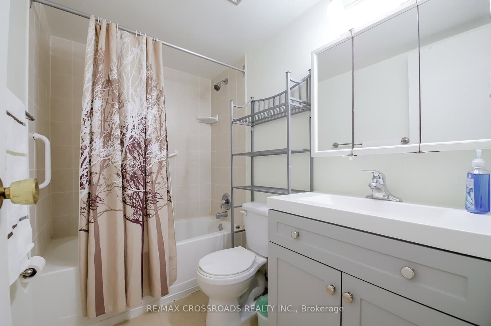 3151 Bridletowne Circle, Unit 606 thumbnail 29