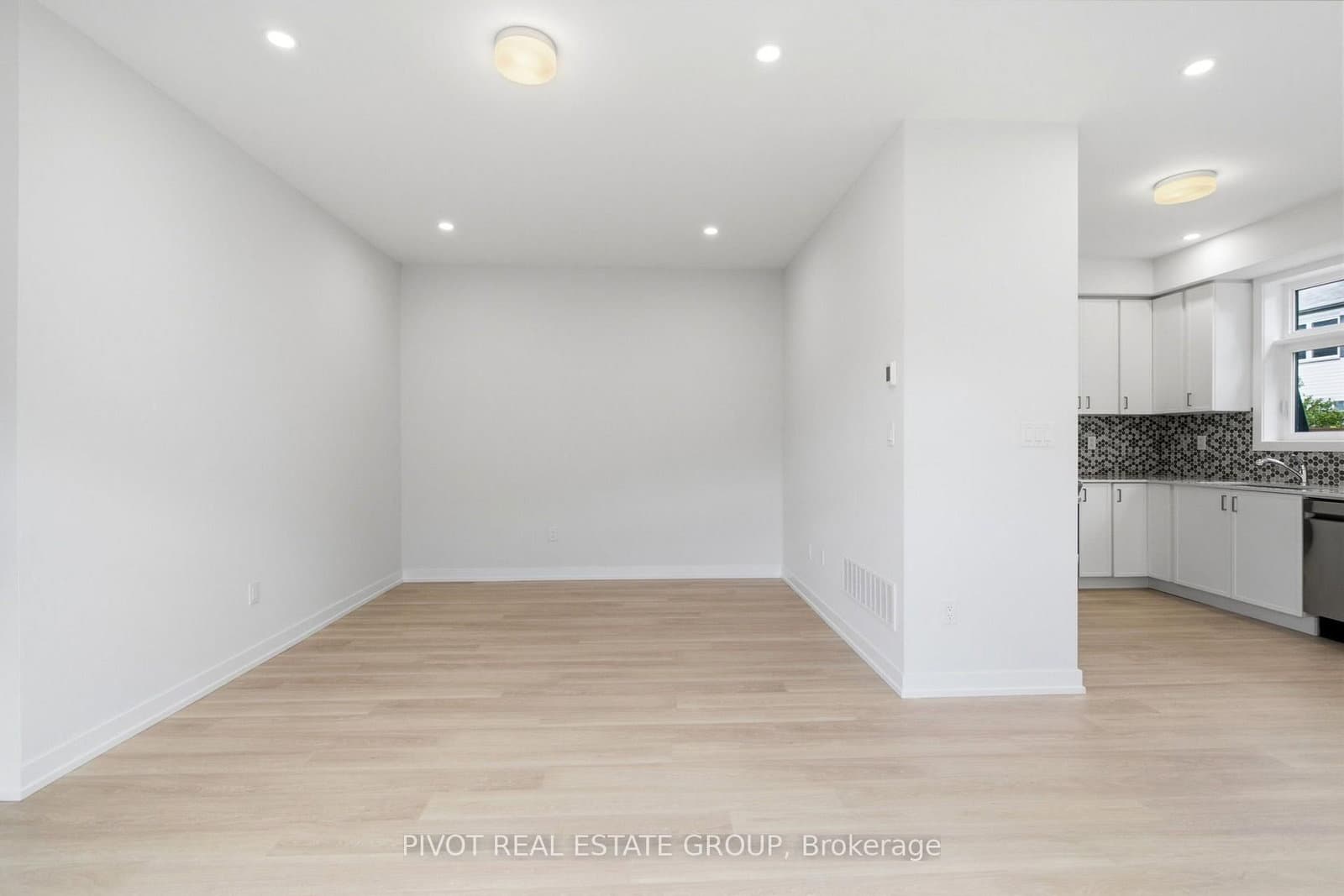 20 Observatory Way thumbnail 12