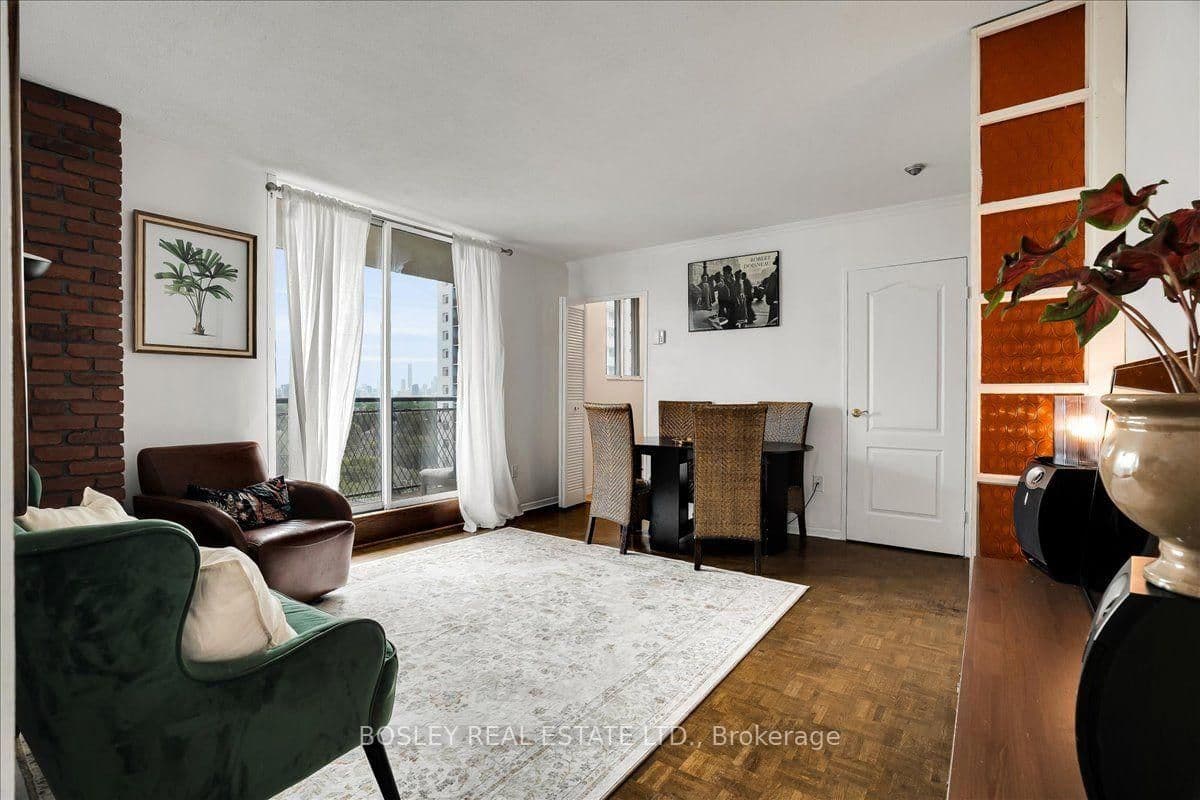 1145 Logan Avenue, Unit 1102 thumbnail 3
