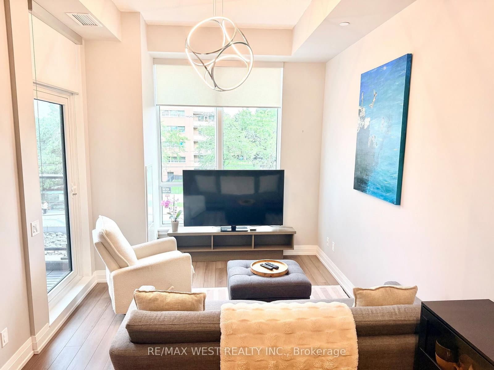 3121 Sheppard Avenue E, Unit 210 thumbnail 2