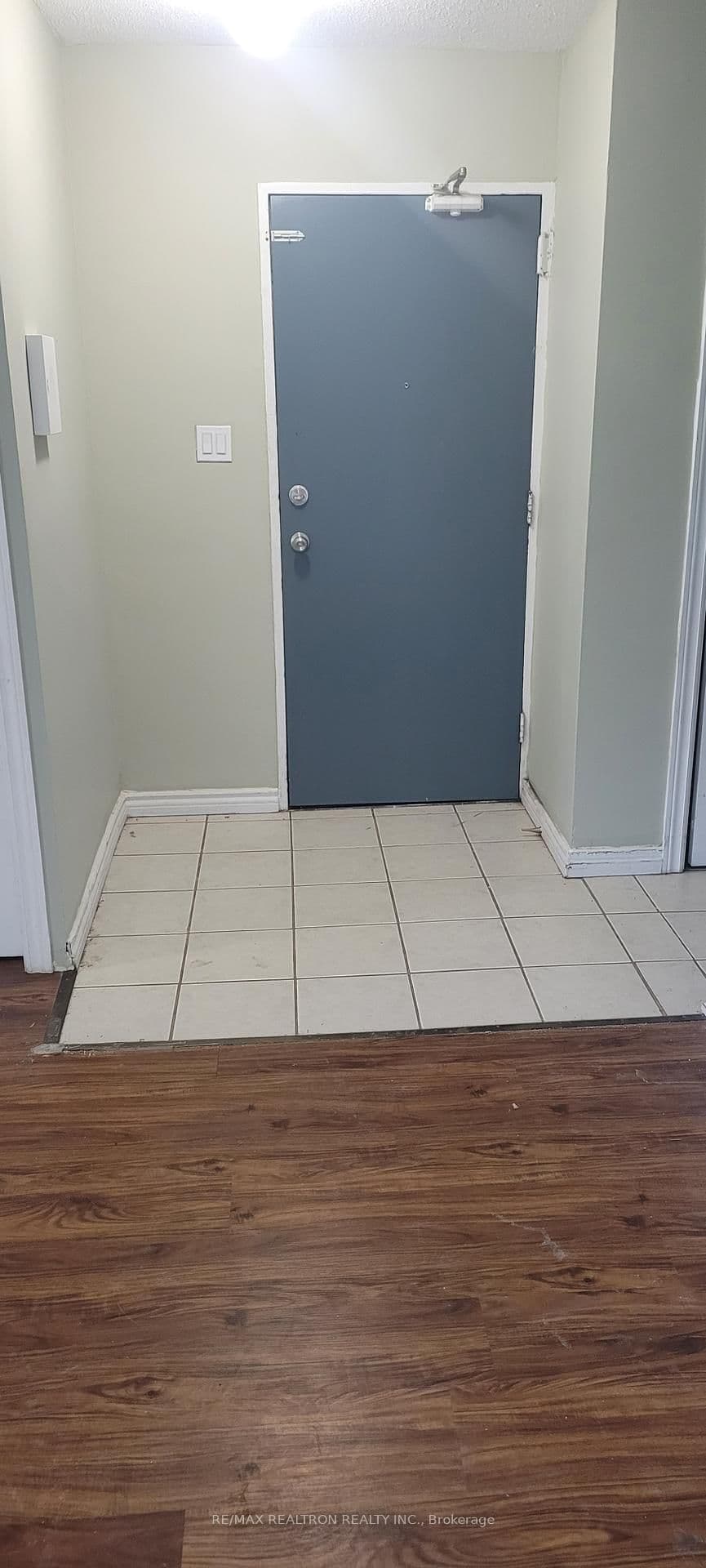 180 Markham Road, Unit 504 thumbnail 29