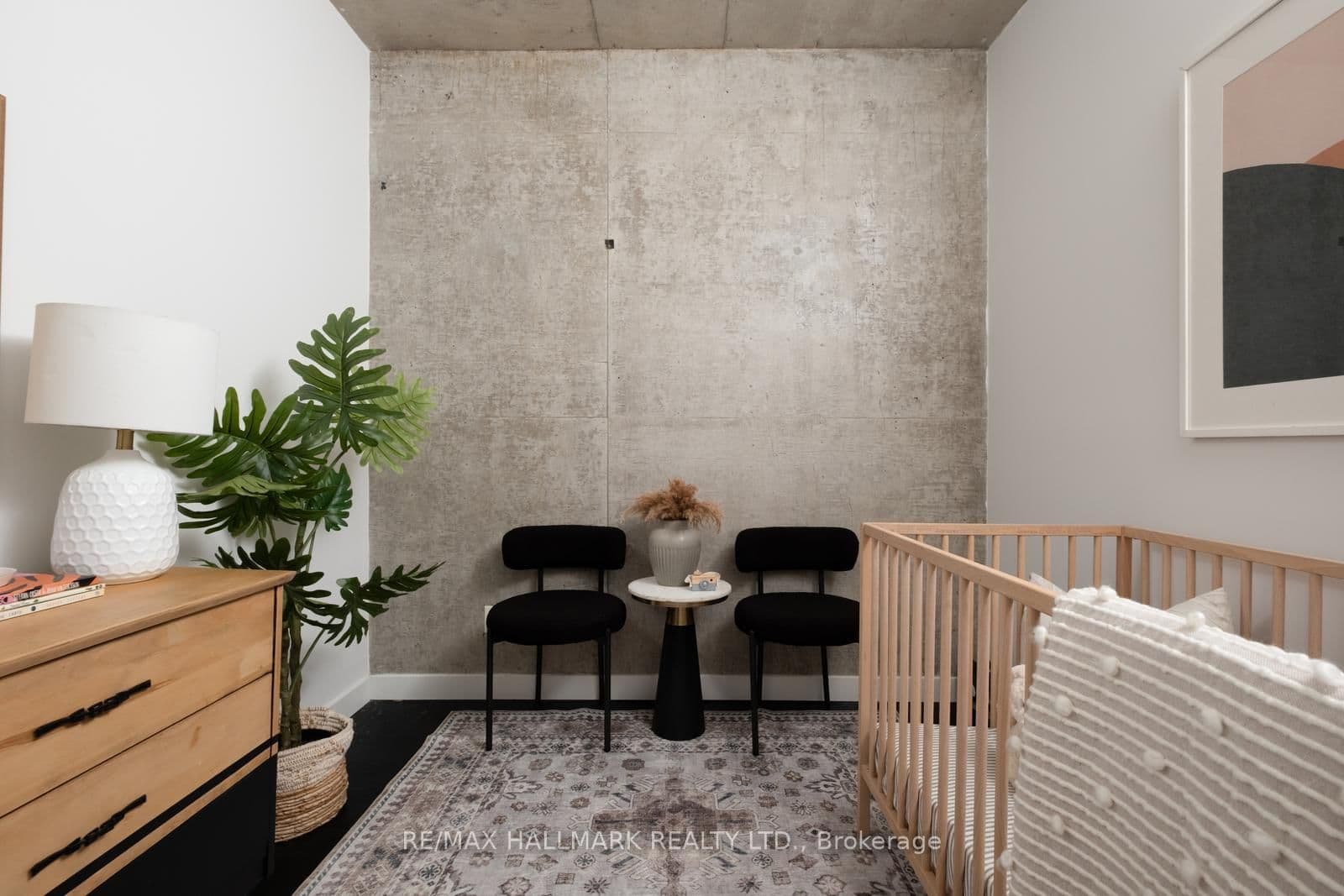 90 Broadview Avenue, Unit 202 thumbnail 17