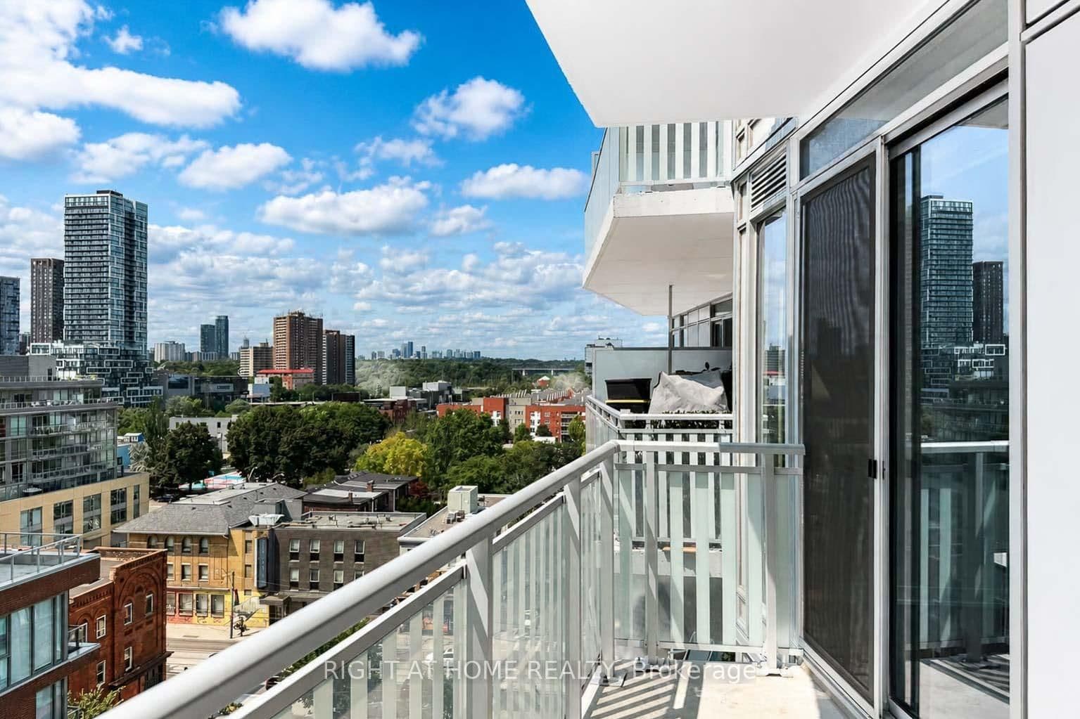 45 BASEBALL Place, Unit 903 thumbnail 25