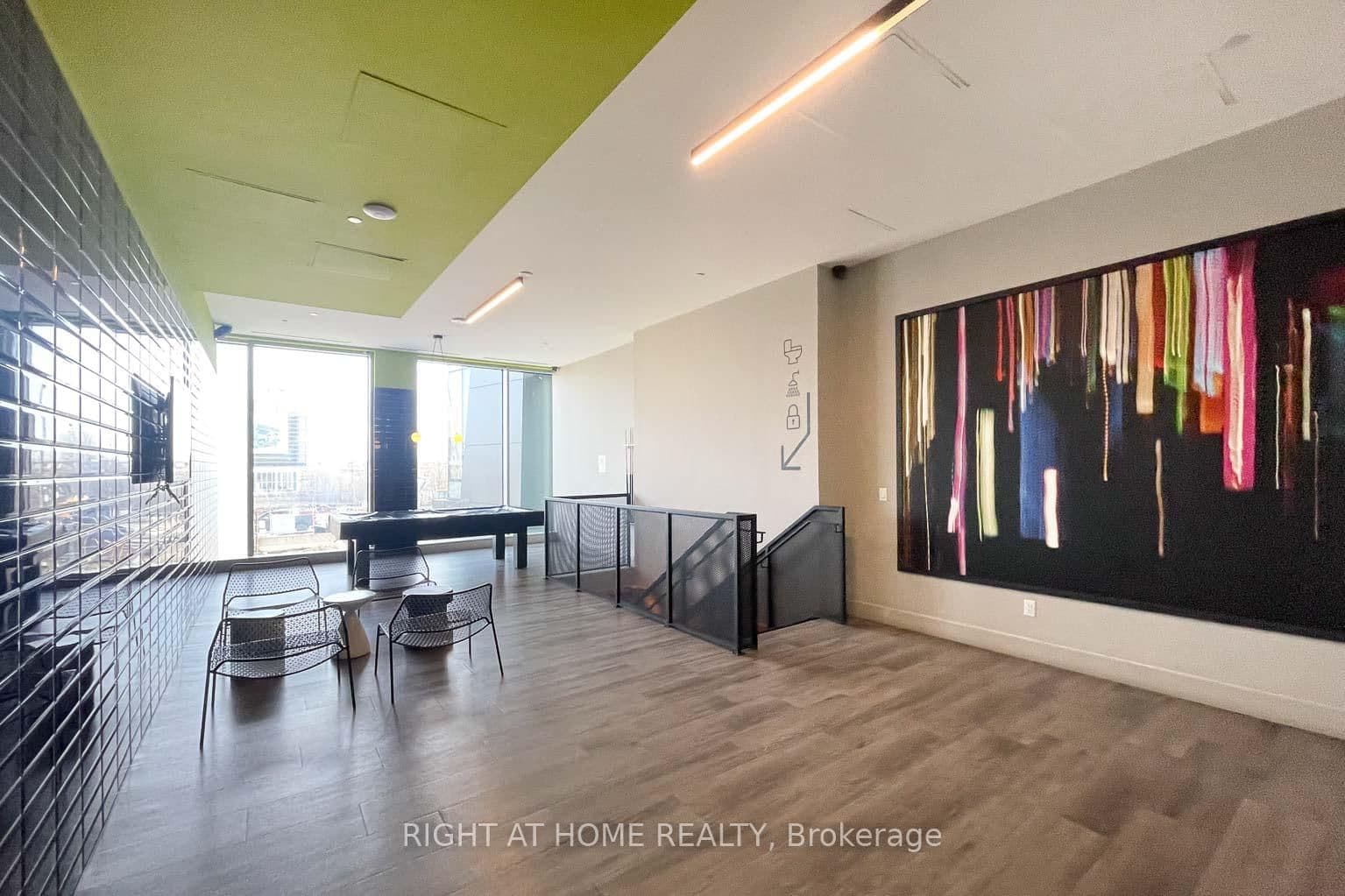 45 BASEBALL Place, Unit 903 thumbnail 31