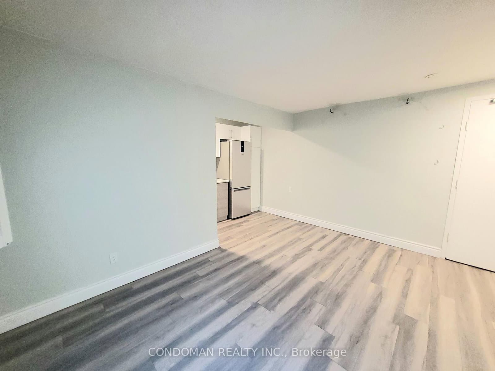 852 Broadview Avenue, Unit 305 thumbnail 3