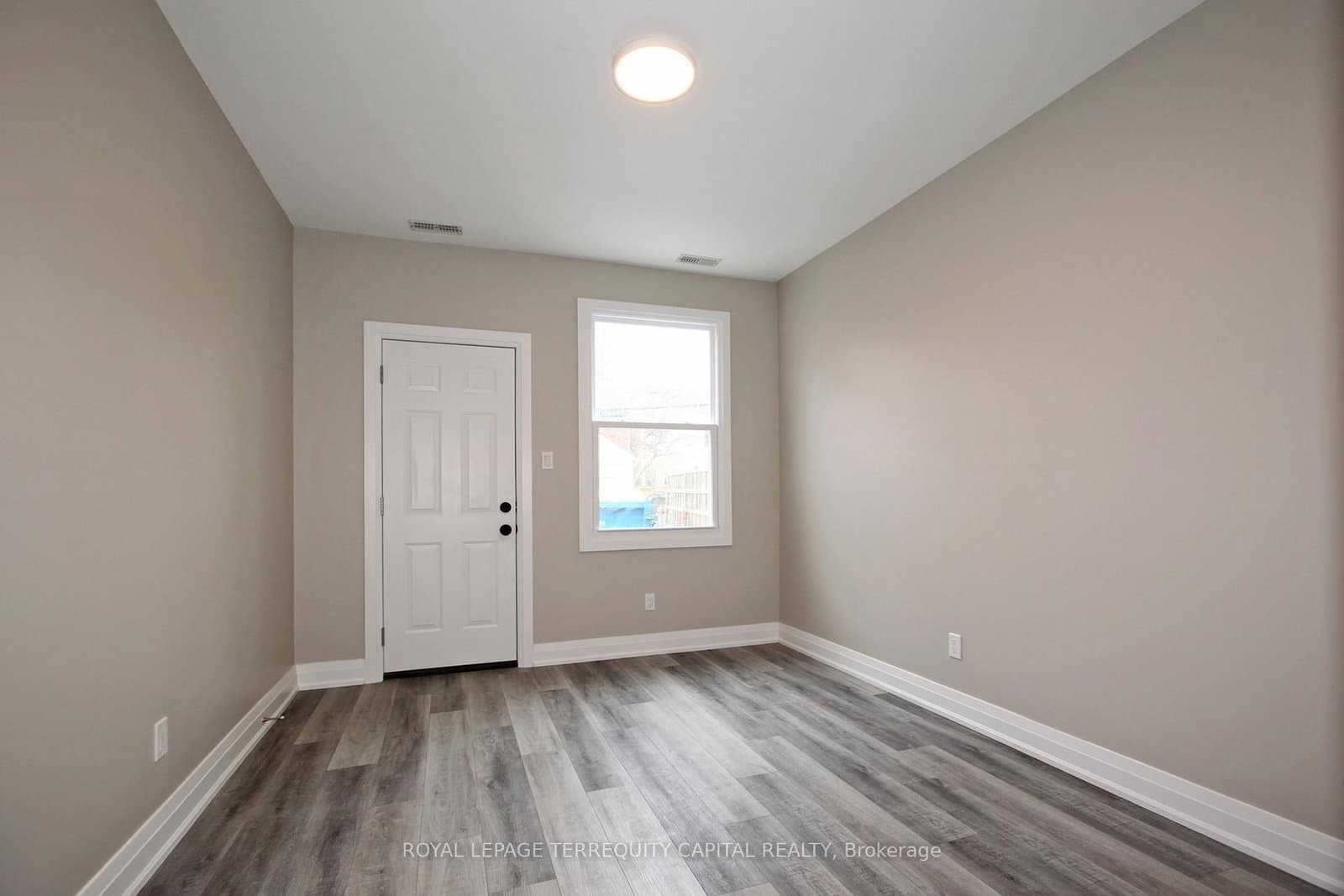 756 Gerrard Street E, Unit 1 thumbnail 12