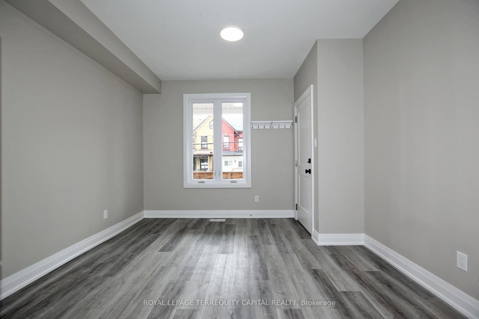 756 Gerrard Street E, Unit 1 thumbnail 8