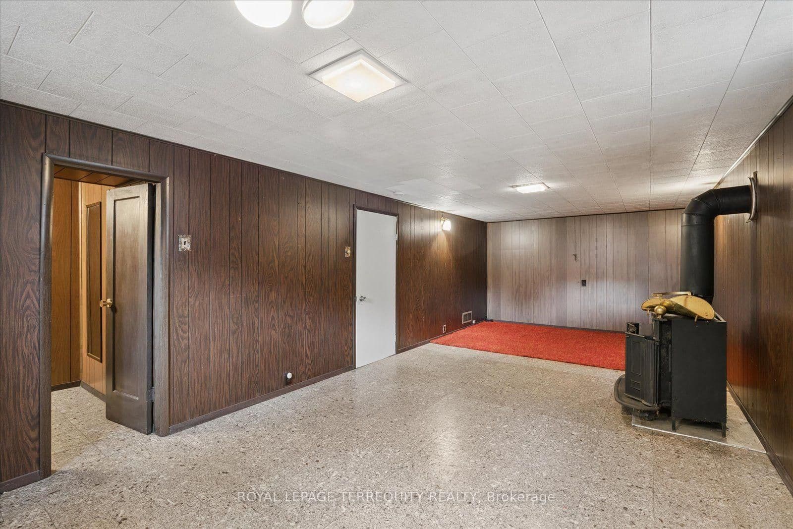 120 Ellington Drive thumbnail 20