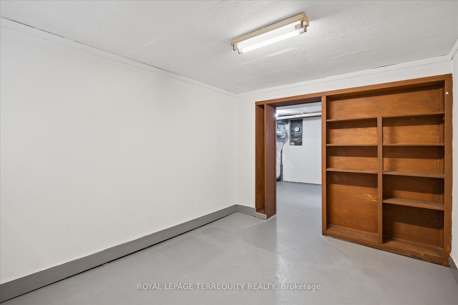 120 Ellington Drive thumbnail 23