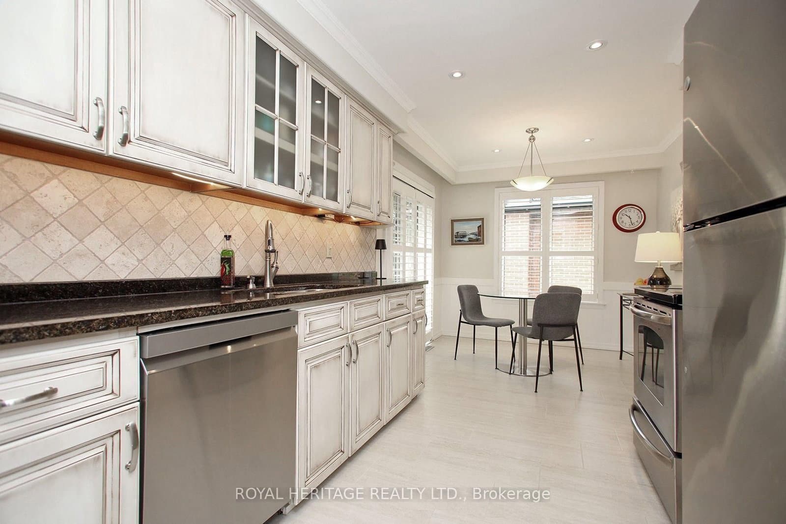 35 Langevin Crescent thumbnail 18