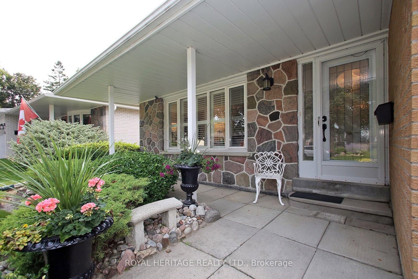 35 Langevin Crescent thumbnail 5