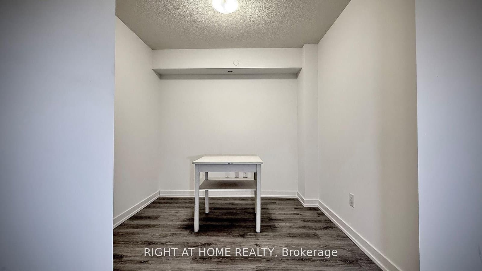1480 Bayly Street W, Unit 1202 thumbnail 14