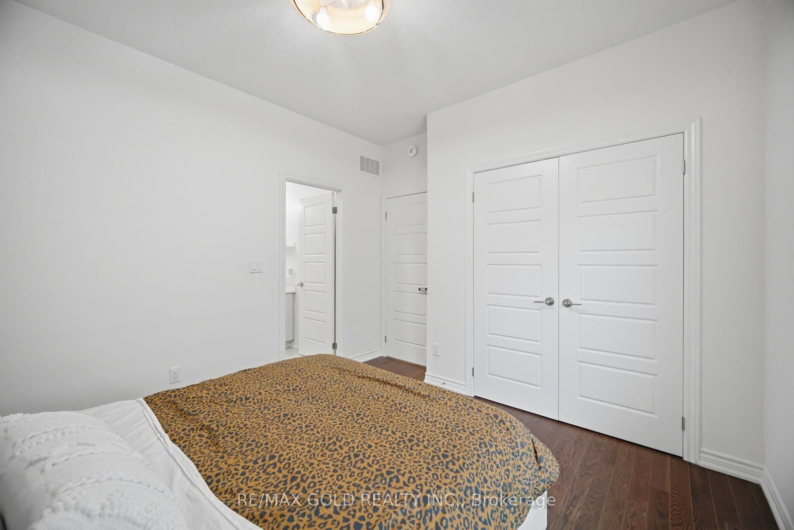 426 Coronation Road thumbnail 29