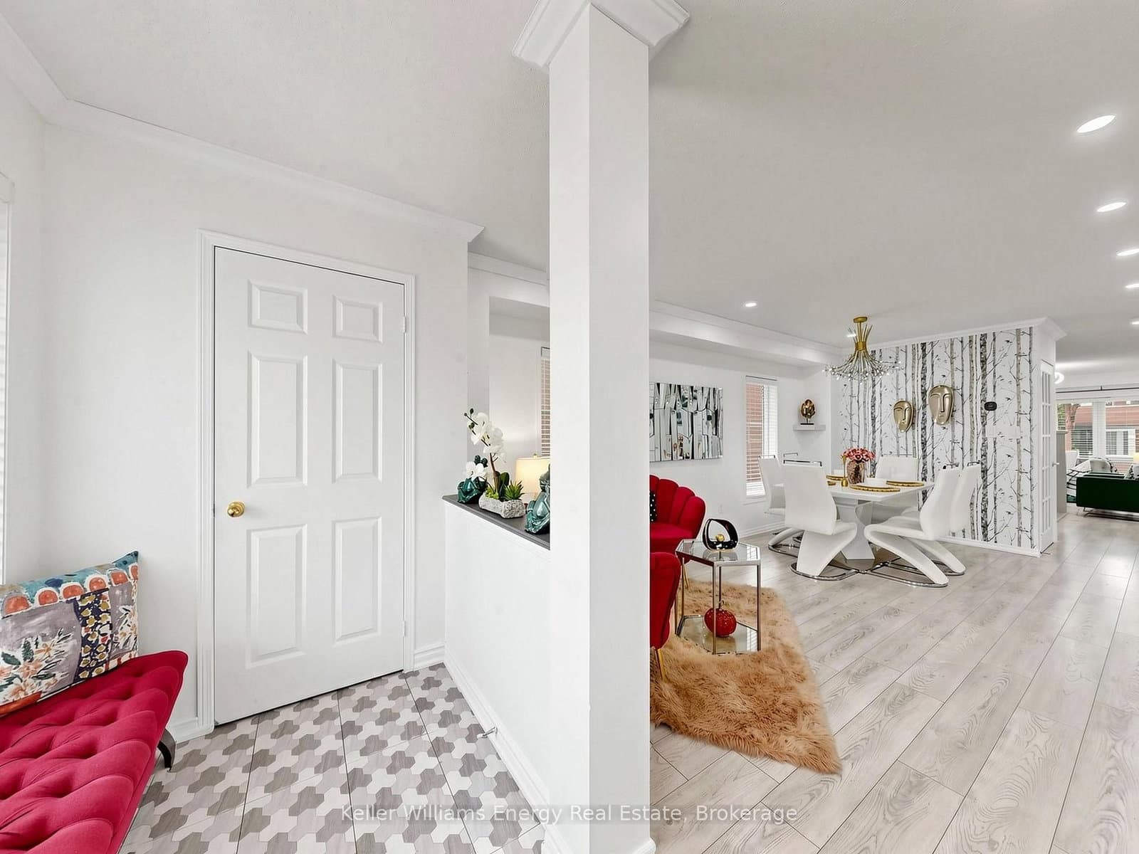 16 Donlevy Crescent thumbnail 6