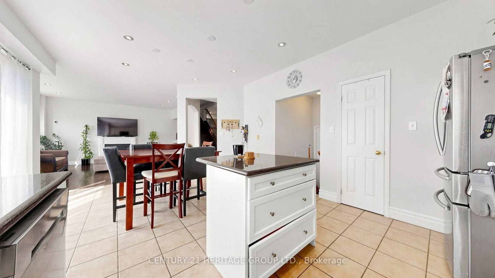 27 Byram Downs Street thumbnail 9