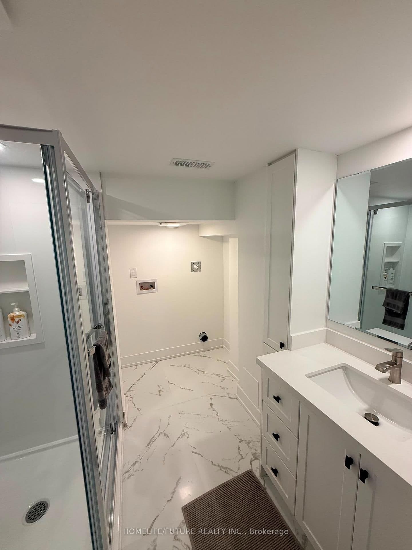 45 Brabin Circle, Unit Bsmt thumbnail 11
