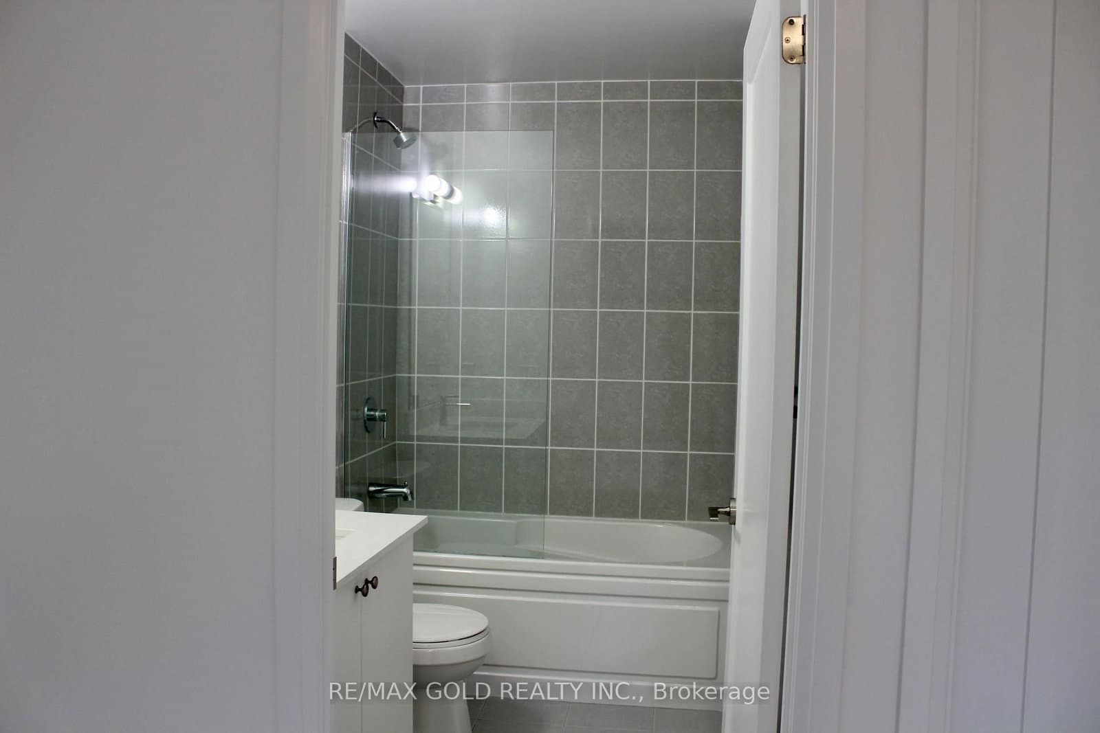 3220 Sheppard Avenue E, Unit 218 thumbnail 11