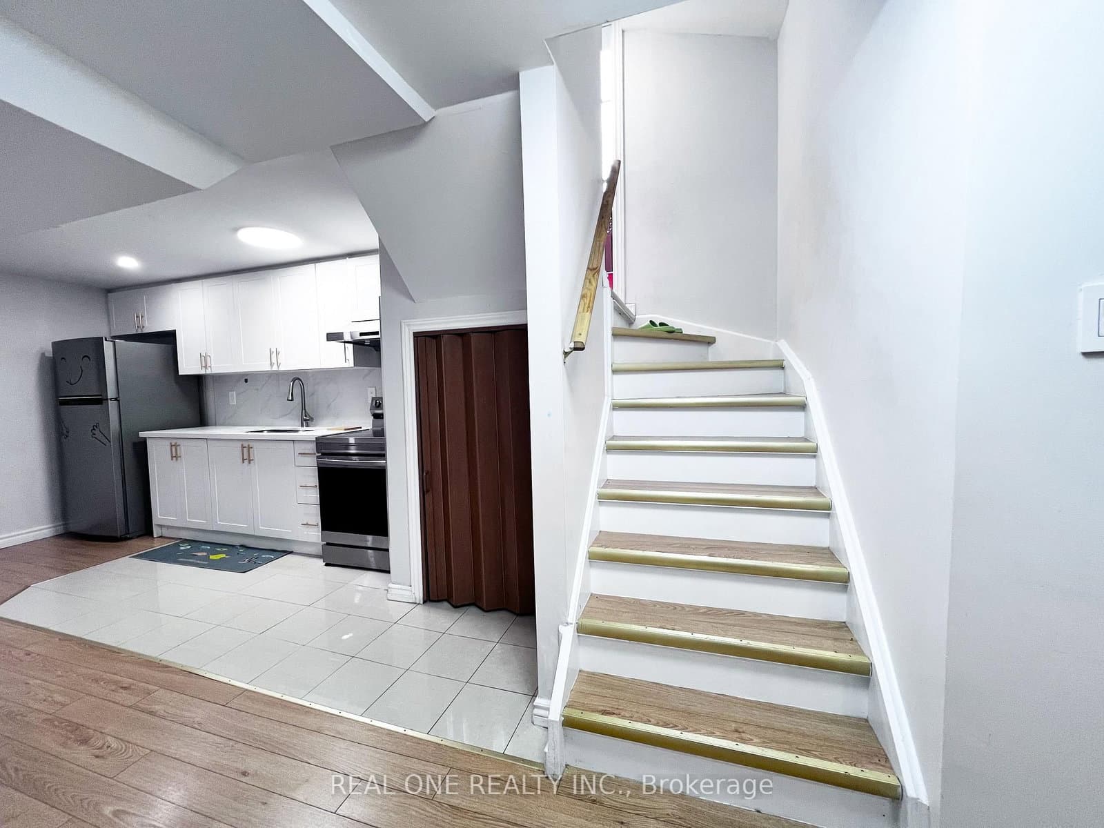 1098 Sandhurst Circle, Unit BSMT thumbnail 10