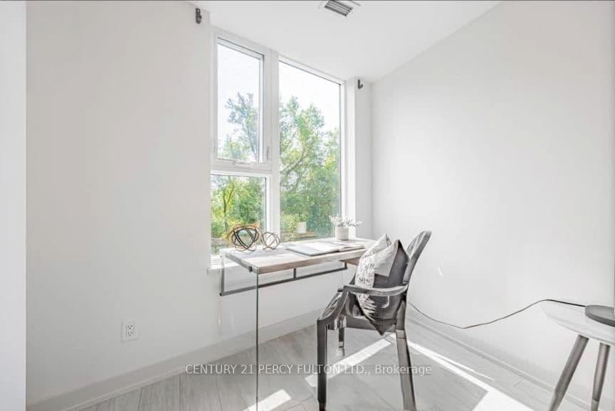 90 Glen Everest Road, Unit 318 thumbnail 6
