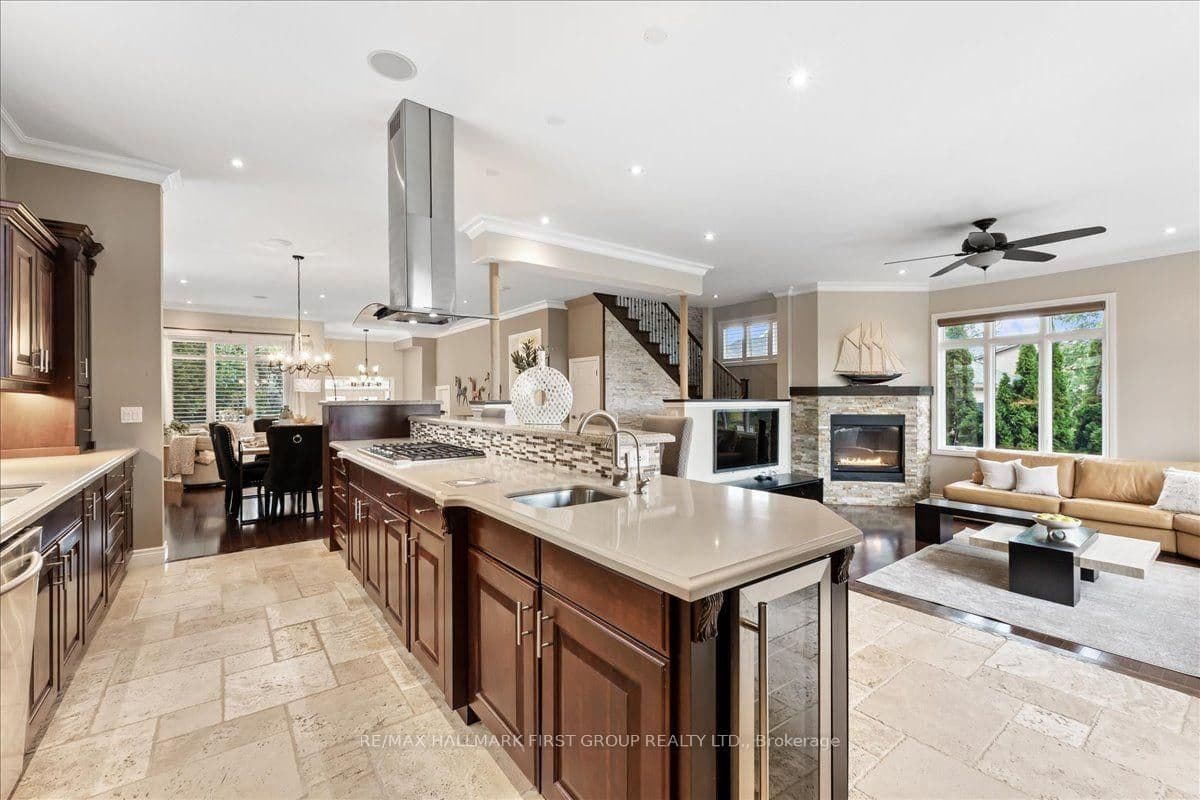 830 Fairview Avenue thumbnail 14